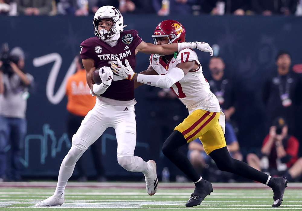 Thomas had more than 500 yards receiving for Texas A&M this past season. 