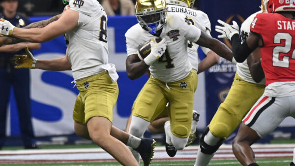 Notre Dame RB Jeremiyah Love is nursing an apparent knee injury.