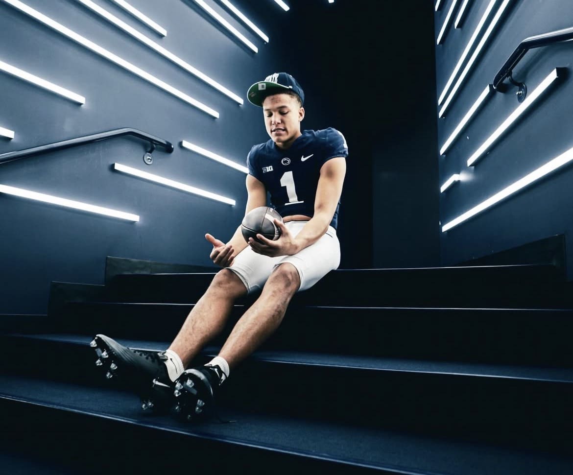 Penn State Football two-way commit Josiah Zayas. Image courtesy of Josiah Zayas' Instagram account.